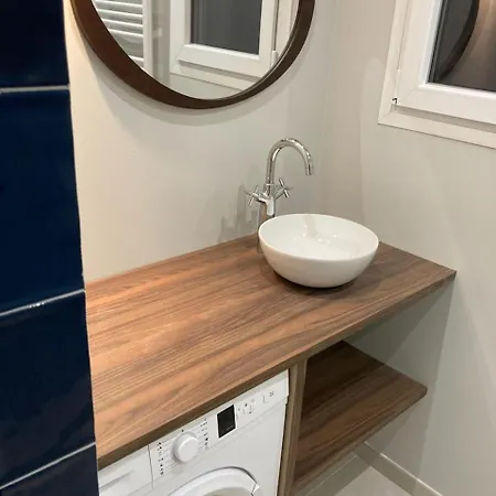 Moderne Proche Et Transports * Nice